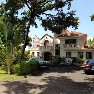 Pavillion Bed and breakfast