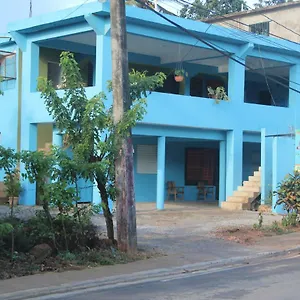 Luiggi Hostal
